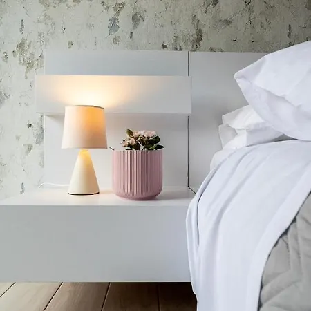 Warmth & Charm Island Style *