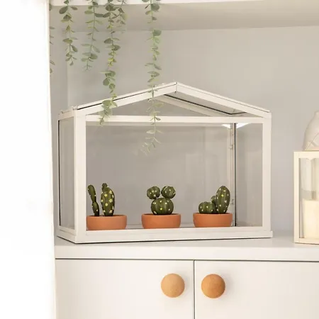 Warmth & Charm Island Style Apartment